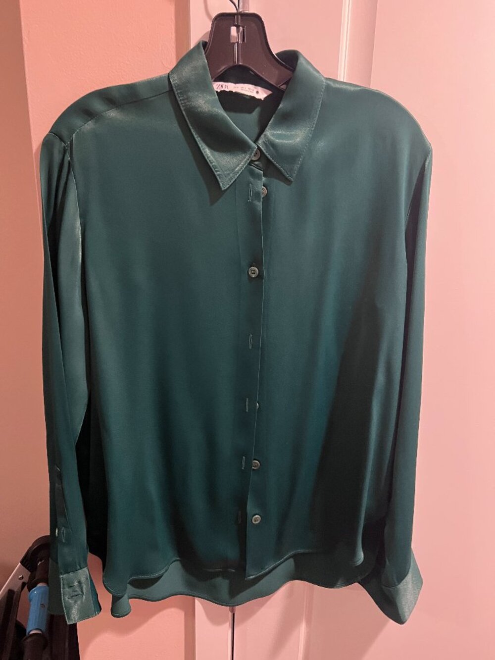Emerald Zara satin-like 100% viscose button up